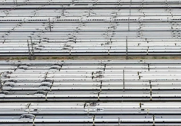 4. Trenët që duken si kabllo