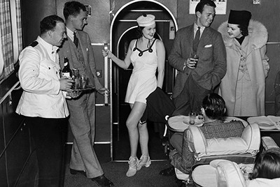 Ndryshimi i stjuardesave me kalimin e kohës